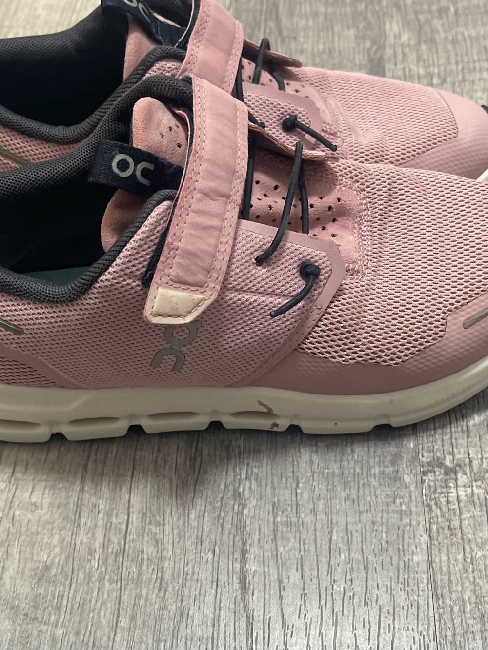 On Running Kids Pink Velcro Athletic Sneakers